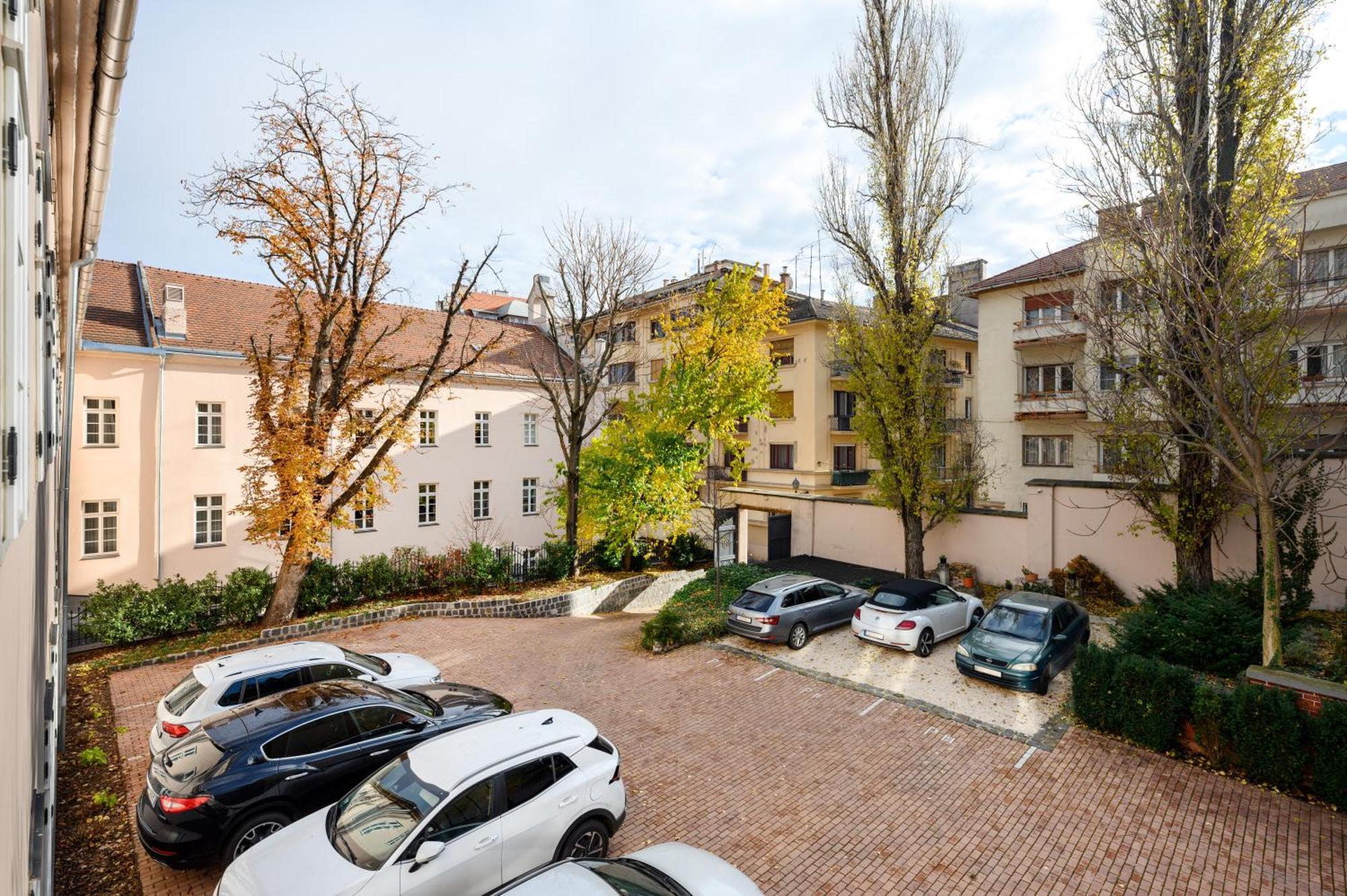 Monastery Boutique Hotel Budapest Ngoại thất bức ảnh